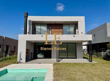 Casa · 249m² · 4 Ambientes · 4 Cocheras · Venta Casa en Araucarias Puertos del Lago