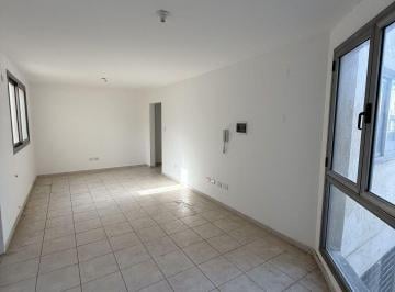 DIS-DIS-250_2 · Excelente Oportunidad - Depto en Venta!