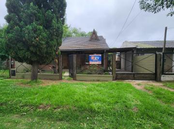 Casa de 2 ambientes, Almirante Brown · Chalet en Venta en Burzaco (Retasada!)