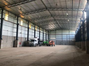 Depósito · 2000m² · 10 Cocheras · Depósito en Alquiler de 2000 m² en Benavidez