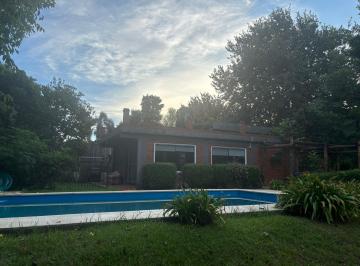 Casa de 4 ambientes, Tigre · Casa Quinta