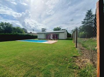 fondo · Casa en Venta en Barrio Parque Almirante Irizar, Pilar, G. B. a. Zona Norte