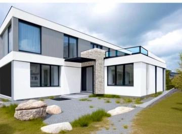Casa · 252m² · 5 Ambientes · 2 Cocheras · Venta - Casa Cinco Ambientes a Terminar en Rumenco Joven