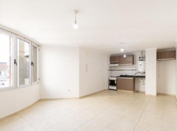 Departamento · 45m² · 2 Ambientes · Vendo Depto 1 Dorm - B° Alberdi - C/pileta
