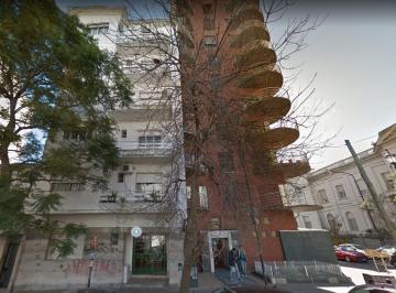 Departamento · 72m² · 3 Ambientes · Departamento Al Frente con 2 Dorm. Zona de Tribunales