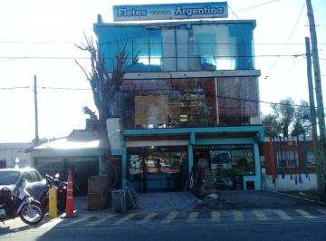Edificio · 220m² · 5 Ambientes · 2 Cocheras · Edificio Comercial en Venta - 5 Baños - 220 m² - Ensenada