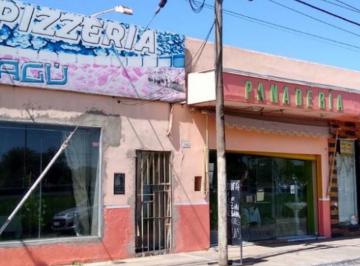 Local comercial · 400m² · 2 Cocheras · Locales - Casa - Departameto y Depósito - en Venta - Loma Verde - Escobar - Oportunidad