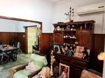 PH de 5 ambientes, Florencio Varela · Venta PH en Florencio Varela Sobre Av Senzabello