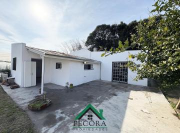 Casa · 100m² · 3 Ambientes · Casa - Villa Valier - Los Nardos 749 - Belen de Escobar