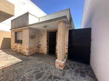 Casa · 170m² · 4 Ambientes · Casa 4 Ambientes con Lote de 8,66x56.