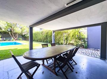 Casa · 155m² · 4 Ambientes · 2 Cocheras · Casa de Tres Dorm. con Pileta - Tigre Centro