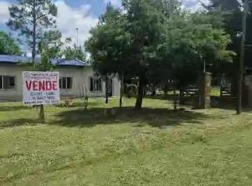 Casa de 6 ambientes, Florencio Varela · Casa Quinta en Florencio Varela