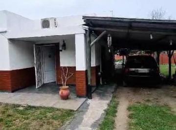 Casa de 4 ambientes, Florencio Varela · Casa en Venta Bosques 100 m de Ruta 2