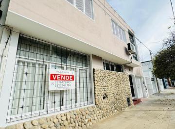 Casa · 171m² · 7 Ambientes · 2 Cocheras · Apto Crédito! Venta de Casa - 4 Dorm. C/ Cochera, Bº Cofico