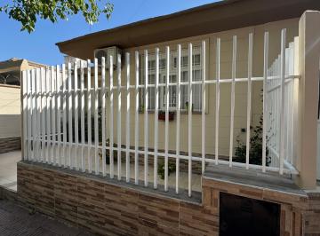 Casa de 5 ambientes, El Challao · Casa con Departamento Apto a Crédito