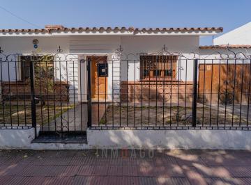 Casa · 150m² · 5 Ambientes · 2 Cocheras · Casa en Venta! Barrio Alto Alberdi