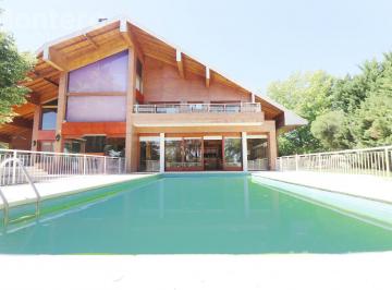 Casa · 950m² · 7 Ambientes · 2 Cocheras · Alquiler Anual Casa Club de Campo Hacoaj Tigre Dolbe Lote Al Golf