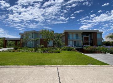 Casa · 850m² · 11 Ambientes · Casa en Venta en Bella Vista, San Miguel, G. B. a. Zona Norte