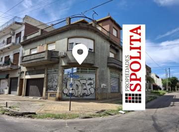 Casa · 138m² · 4 Ambientes · 2 Cocheras · Casa en Ventas en José León Suarez