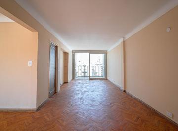 Departamento · 133m² · 4 Ambientes · 1 Cochera · Gran Departamento Cochera en Venta – Escritura