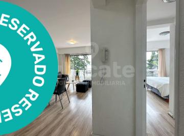 Departamento · 75m² · 4 Ambientes · Departamento Centrico con Balcon Vista Al Lago