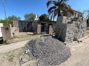 Casa · 30m² · 1 Ambiente · Terreno en La Calera con Mejoras