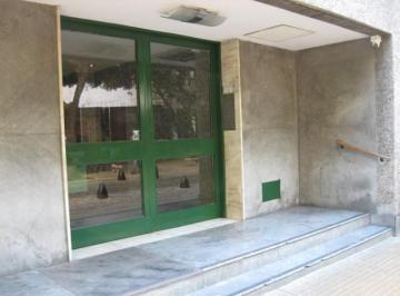 Departamento de 3 ambientes, San Telmo · 3 Amb. Ctfte - Perù Al 700 - San Telmo