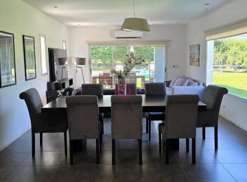 Casa · 160m² · 5 Ambientes · Casa en Venta en Santa Guadalupe, Pilar, G. B. a. Zona Norte