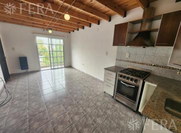 Departamento · 55m² · 3 Ambientes · Venta Departamento 3 Ambientes con Balcón en Quilmes