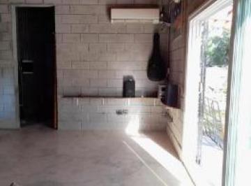 Casa · 75m² · 3 Ambientes · 1 Cochera · Casa en Venta - 2 Dorm. 1 Baño - Cochera - 675 m² - La Reja