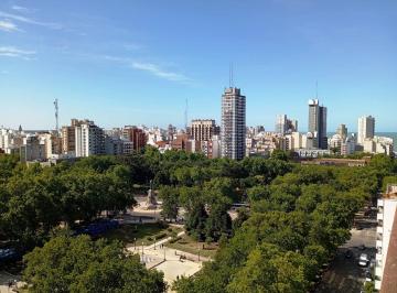 Departamento de 3 ambientes, Mar del Plata · Centro - San Luis y Peatonal - 3 Amb C/coch. Vista Panorámica. Seguridad 24 Hs