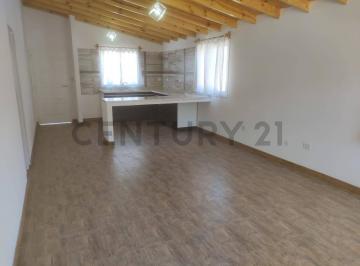 Casa · 98m² · 3 Ambientes · 1 Cochera · Potrerillos, Casa en Venta