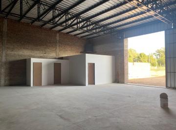 Bodega-Galpón · 600m² · 3 Ambientes · Galpón en Bv Los Polacos 7200 a Estrenar