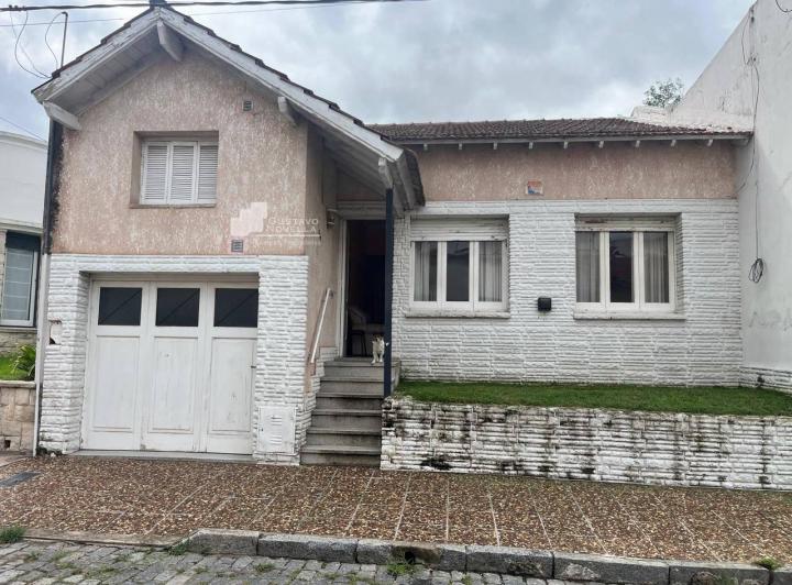 Casa · 132m² · 7 Ambientes · 1 Cochera