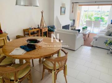 Foto1 · Vende Apartamento de 2 Dorm. en Rincon del Indio.
