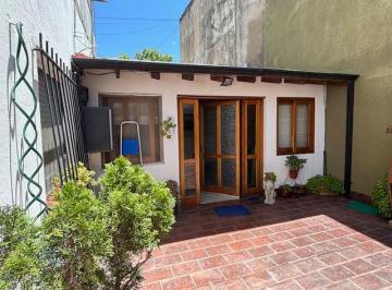 Departamento de 3 ambientes, Vicente López · Excelente Depto 3 Ambientes con Patio y Parrilla
