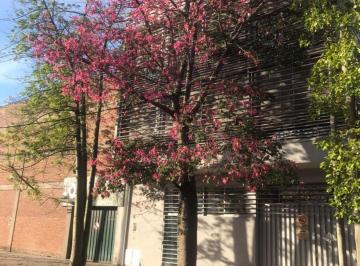 Casa de 7 ambientes, La Matanza · Venta Casa 6 Amb Lomas del Mirador con 2 Cocheras