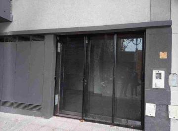 Local comercial · 25m² · Alquiler Local Al Frente 25 m²