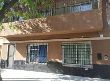 Casa · 165m² · 7 Ambientes · Venta Casa 7 Amb. Patio Parrilla y Cuarto/taller