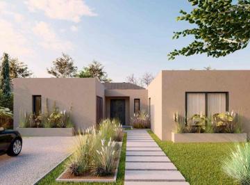 Casa · 182m² · 4 Ambientes · 2 Cocheras · Venta Casa en La Tahona 3 Dorm.