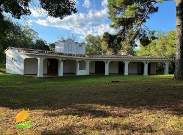 Quinta vacacional de 10 ambientes, La Paisanita · Casa Quinta en La Paisanita