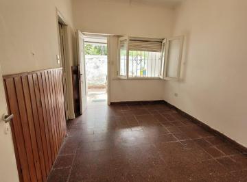 Departamento de 3 ambientes, La Plata · Cantisano Propiedades Vende Departamento 2 Dorm. y Patio en 14 E/70 y 71!