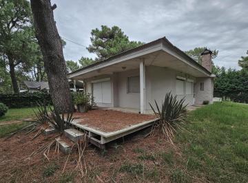Casa · 150m² · 5 Ambientes · 1 Cochera · Casa en Monte Hermoso