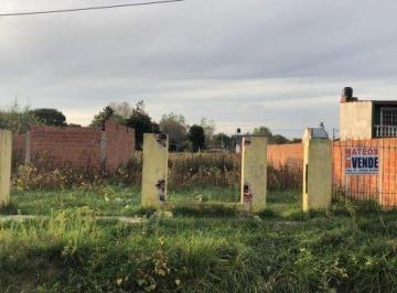 Terreno , Mar del Tuyú · Venta Lote Baldío en Mar del Tuyú Calle 54 E/ 13 Bis y 14