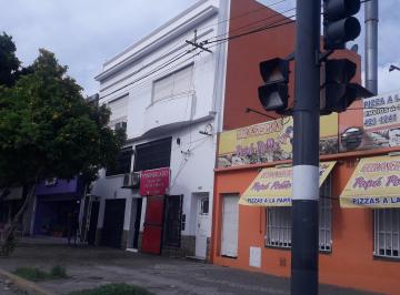 Casa en Alquiler de 5 ambientes Del Parque · Casa Amplia Planta Alta en Zona Comercial