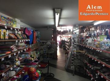 Local comercial · 900m² · Local de 3 Plantas en Venta