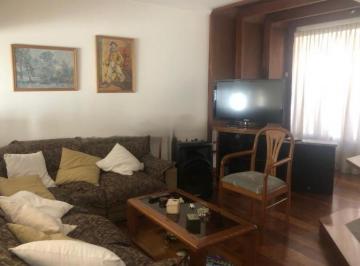 Casa · 250m² · 5 Ambientes · 1 Cochera · Casa en Venta - 4 Dorm. 2 Baños - Cochera - 250 m² - La Plata