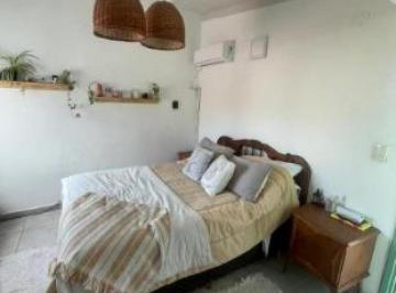Casa · 114m² · 4 Ambientes · 2 Cocheras · Casa en Venta - 2 Dorm. 2 Baños - 250 m² - Mar del Plata