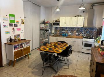 Casa de 3 ambientes, La Matanza · Duplex en Venta en Villa Luzuriaga