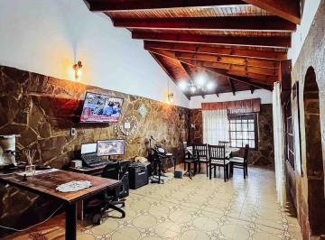 Casa · 58m² · 3 Ambientes · 1 Cochera · Casa Venta - 2 Dorm. - 1 Baño - 58 m² Cubiertos - Berisso